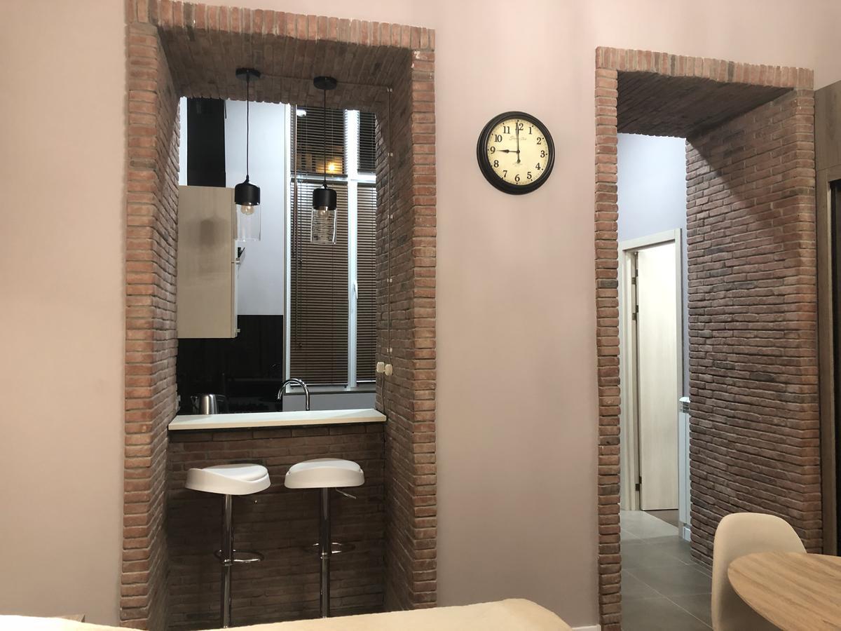 Metekhi One Room Tbilisi Ngoại thất bức ảnh