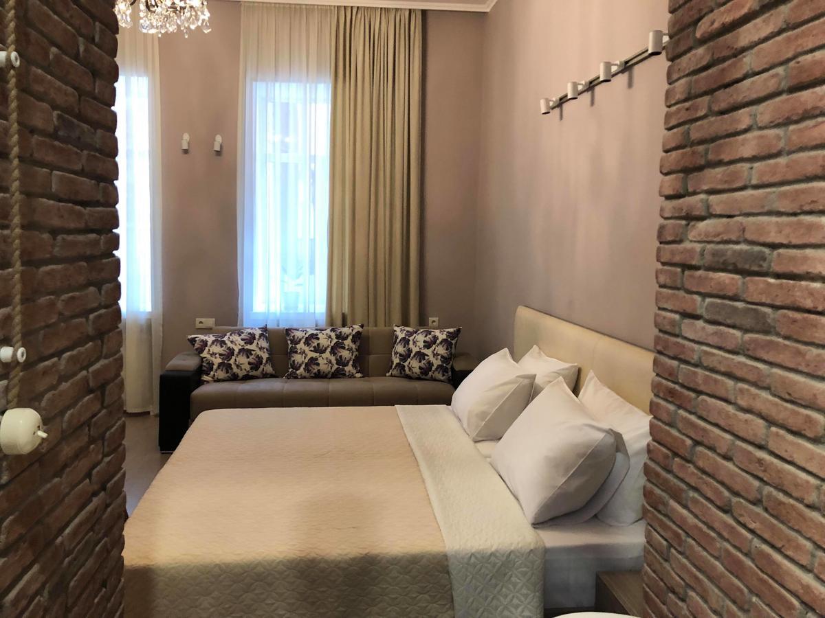 Metekhi One Room Tbilisi Ngoại thất bức ảnh